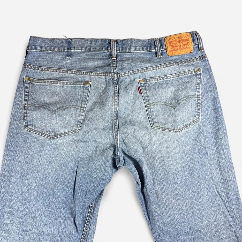 Levis levi 569